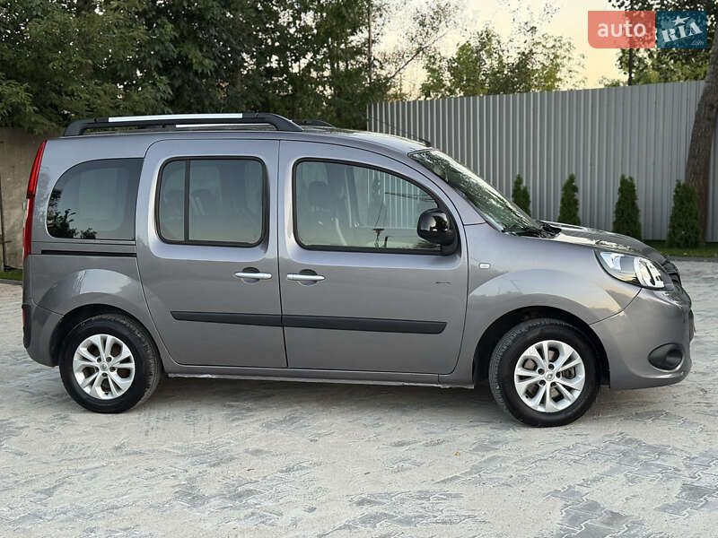 Минивэн Renault Kangoo 2016 в Ровно