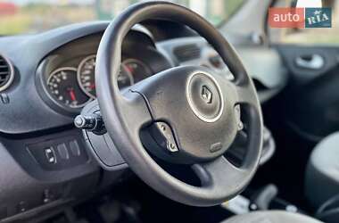 Минивэн Renault Kangoo 2011 в 