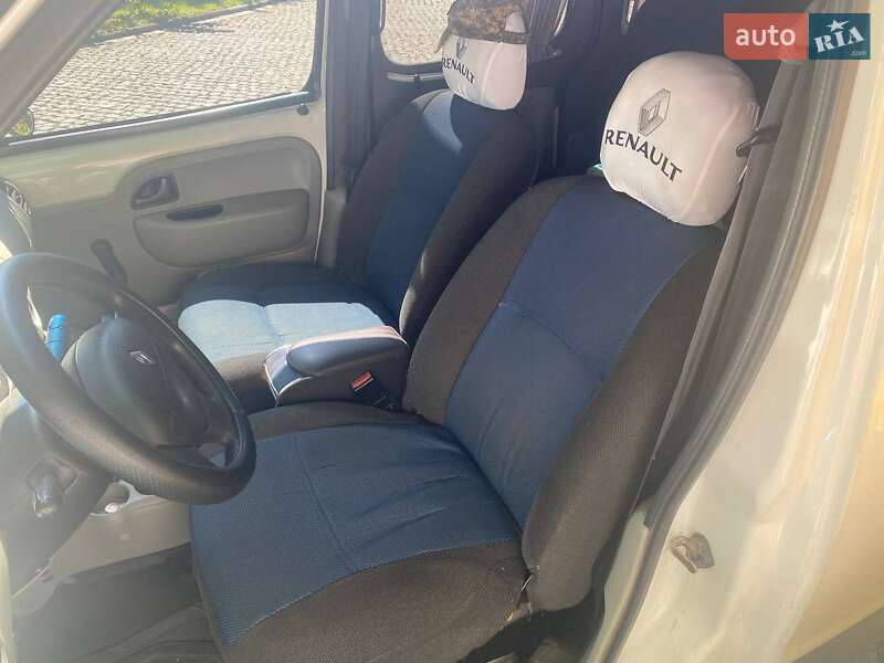 Минивэн Renault Kangoo 2004 в Киеве