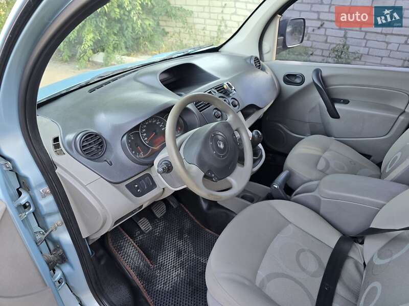 Грузовой фургон Renault Kangoo 2010 в Одессе
