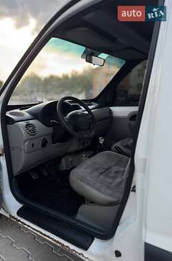 Минивэн Renault Kangoo 2006 в 