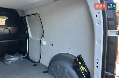 Грузовой фургон Renault Kangoo 2018 в 