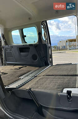 Минивэн Renault Kangoo 2015 в 