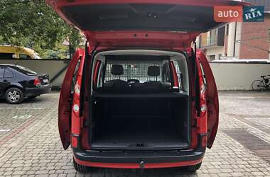 Минивэн Renault Kangoo 2012 в 