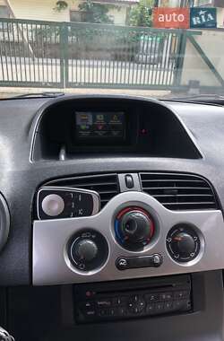 Минивэн Renault Kangoo 2012 в 
