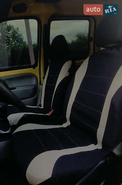 Минивэн Renault Kangoo 2007 в 