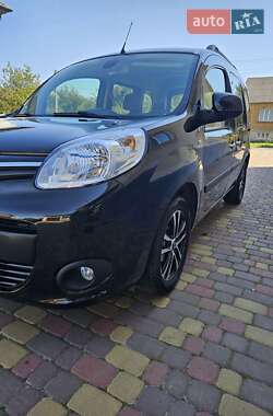 Минивэн Renault Kangoo 2013 в 