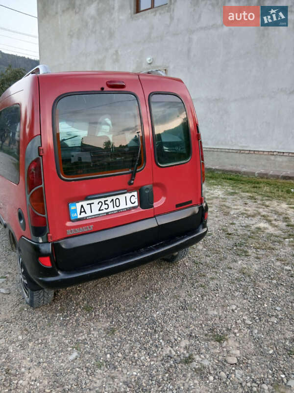 Минивэн Renault Kangoo 2000 в Косове