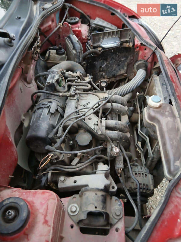 Минивэн Renault Kangoo 2000 в Косове