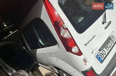 Минивэн Renault Kangoo 2011 в 