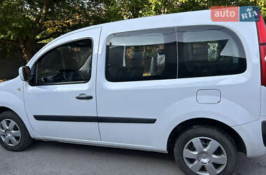 Минивэн Renault Kangoo 2011 в 