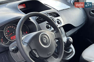 Минивэн Renault Kangoo 2013 в 