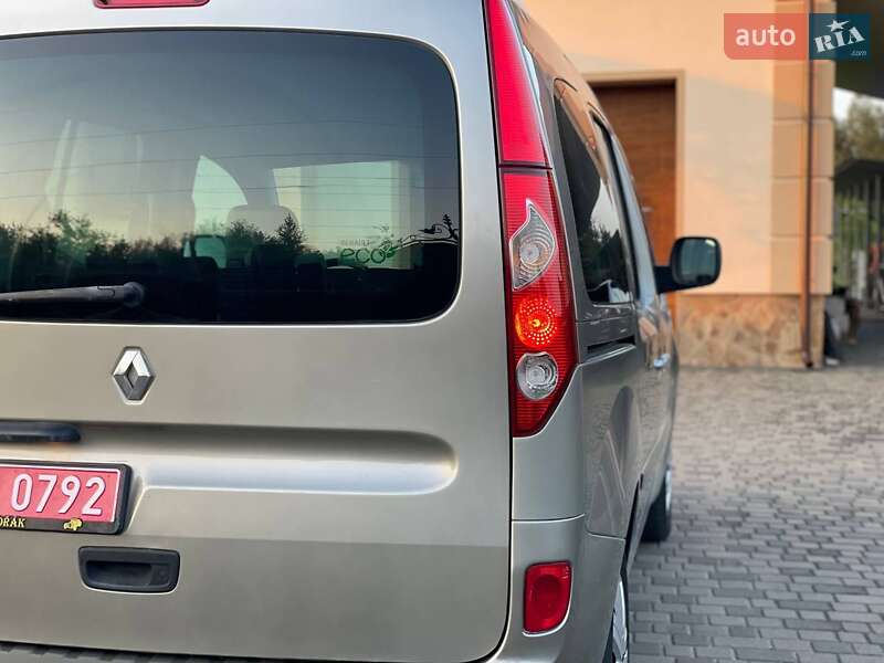 Минивэн Renault Kangoo 2011 в Калуше