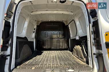 Грузовой фургон Renault Kangoo 2015 в 
