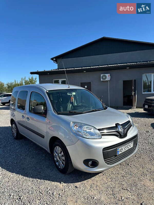 Минивэн Renault Kangoo 2016 в 