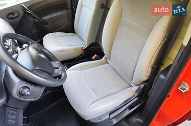 Грузовой фургон Renault Kangoo 2021 в 