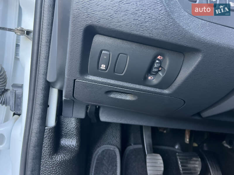 Грузовой фургон Renault Kangoo 2019 в Киеве