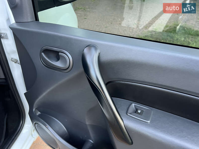 Грузовой фургон Renault Kangoo 2019 в Киеве