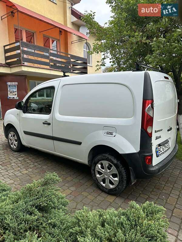 Грузовой фургон Renault Kangoo 2013 в Львове