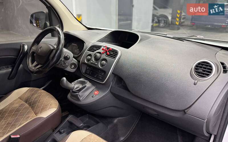 Минивэн Renault Kangoo 2015 в Черновцах