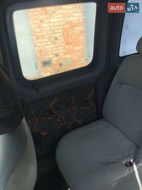 Минивэн Renault Kangoo 2003 в Нежине