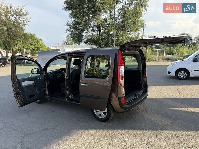 Мінівен Renault Kangoo 2015 в Дніпрі