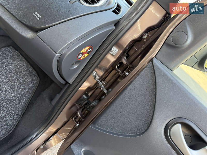 Мінівен Renault Kangoo 2015 в Дніпрі