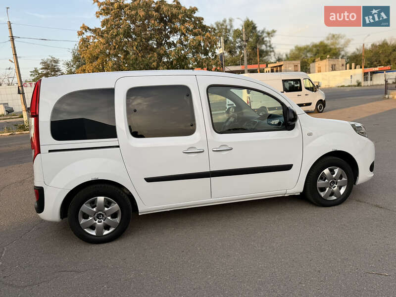 Минивэн Renault Kangoo 2015 в Днепре