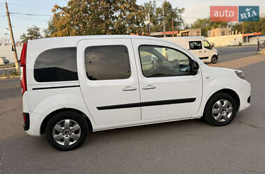 Минивэн Renault Kangoo 2015 в 