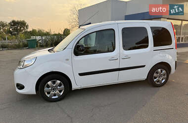Минивэн Renault Kangoo 2015 в 