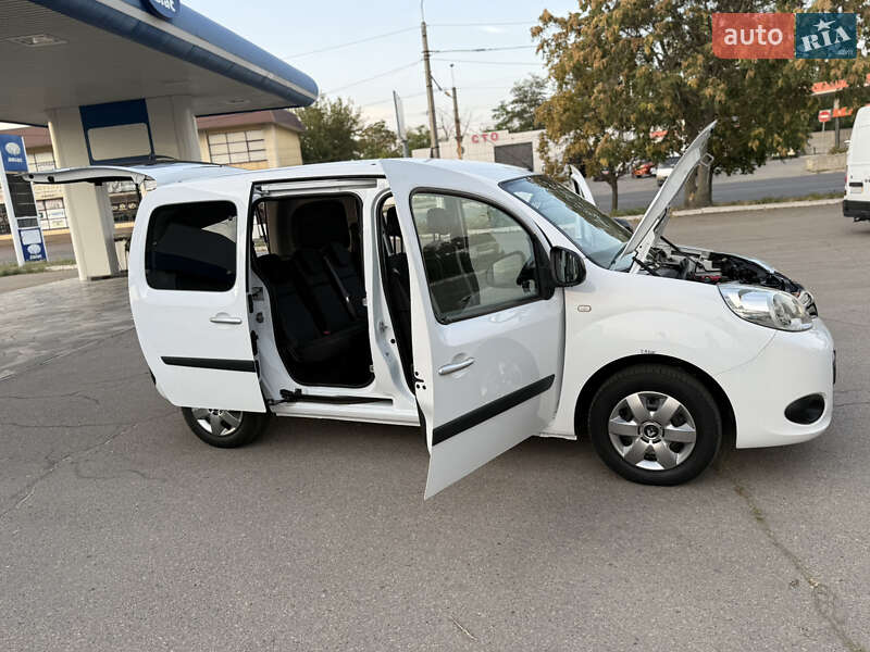 Минивэн Renault Kangoo 2015 в Днепре