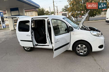 Минивэн Renault Kangoo 2015 в 