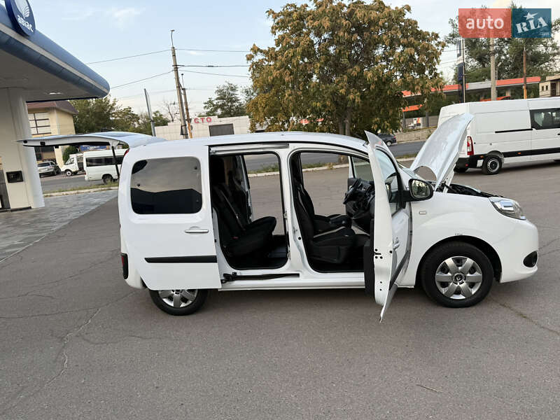 Минивэн Renault Kangoo 2015 в Днепре