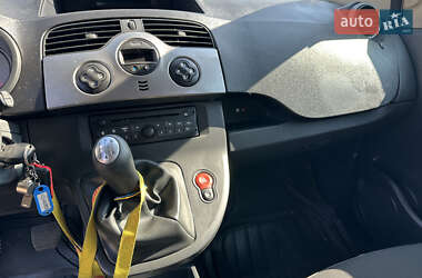 Минивэн Renault Kangoo 2012 в 