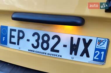 Грузовой фургон Renault Kangoo 2018 в 