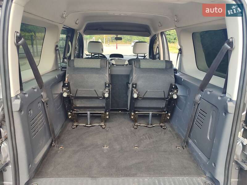 Минивэн Renault Kangoo 2013 в Луцке