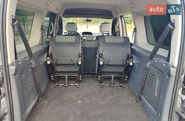 Минивэн Renault Kangoo 2013 в 