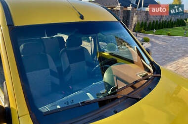 Минивэн Renault Kangoo 2000 в 