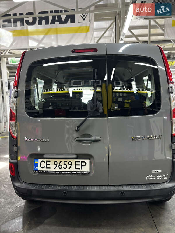Мінівен Renault Kangoo 2015 в Чернівцях
