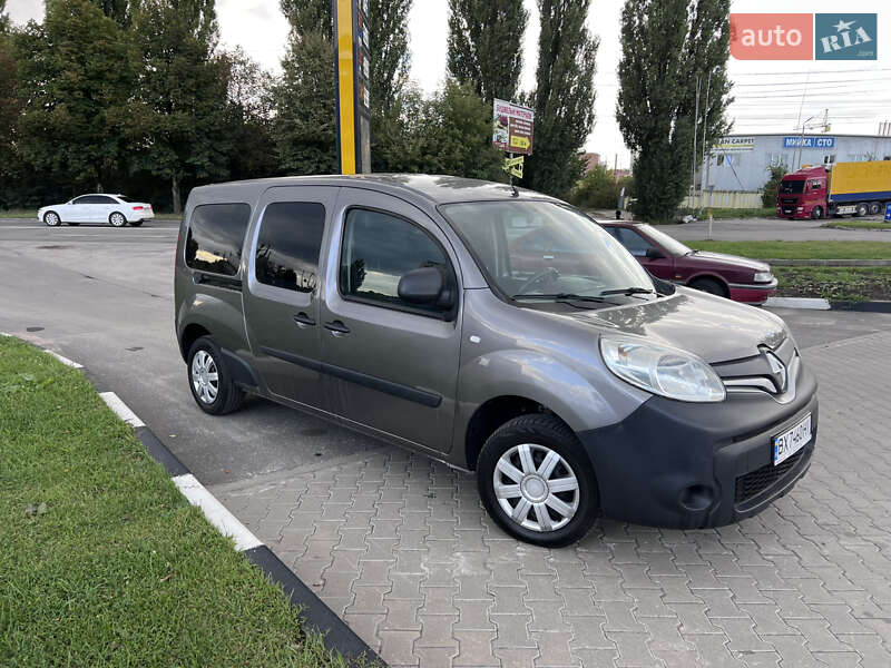 Минивэн Renault Kangoo 2013 в 