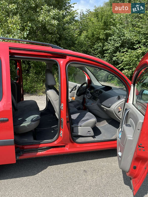 Минивэн Renault Kangoo 2008 в Репках