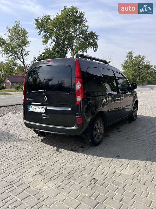 Минивэн Renault Kangoo 2012 в Каменец-Подольском