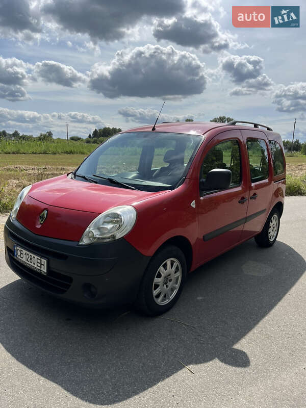 Минивэн Renault Kangoo 2008 в Репках