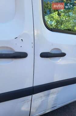 Грузовой фургон Renault Kangoo 2013 в 