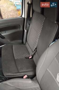 Грузовой фургон Renault Kangoo 2014 в 