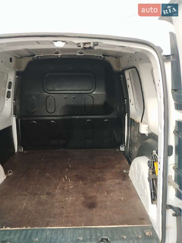 Грузовой фургон Renault Kangoo 2014 в Запорожье