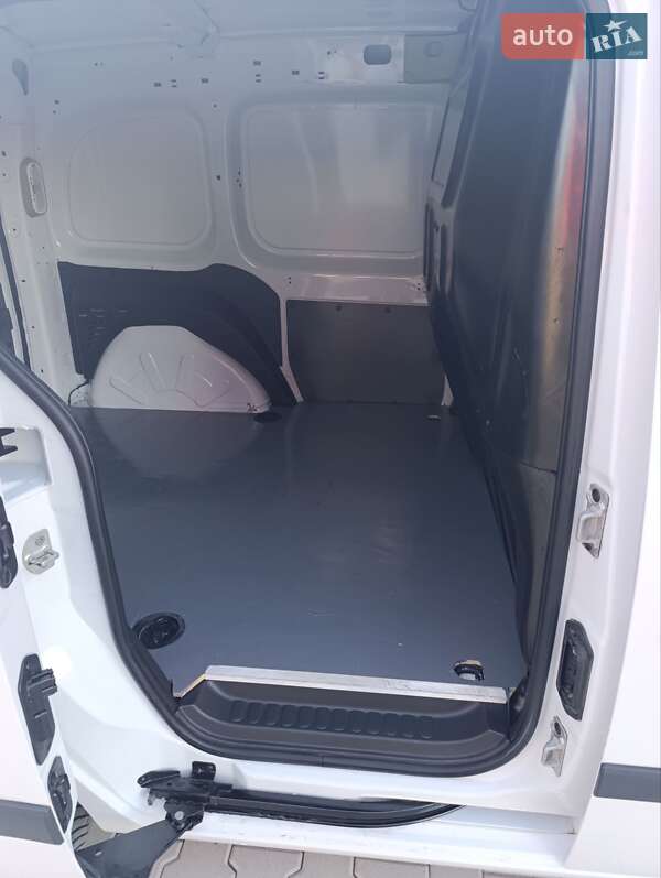Грузовой фургон Renault Kangoo 2020 в Золочеве