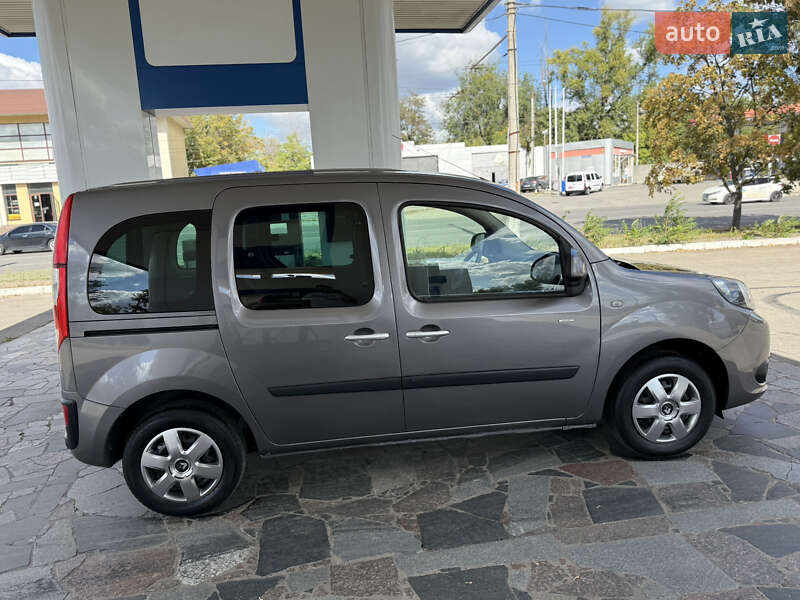 Минивэн Renault Kangoo 2017 в Днепре