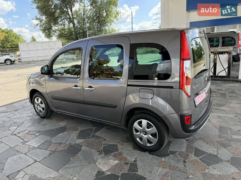 Минивэн Renault Kangoo 2017 в Днепре