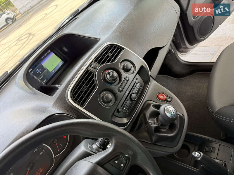 Минивэн Renault Kangoo 2017 в Днепре